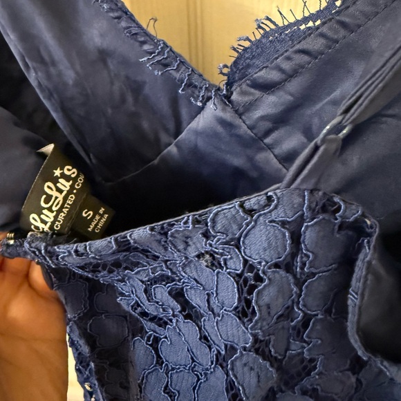 Lulus lacy blue dress in size small. NWOT - Picture 3 of 3